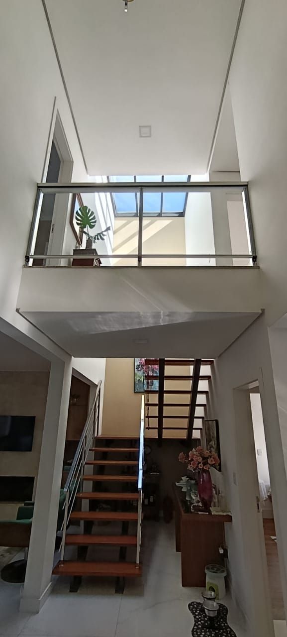 Casa à venda com 4 quartos, 180m² - Foto 23