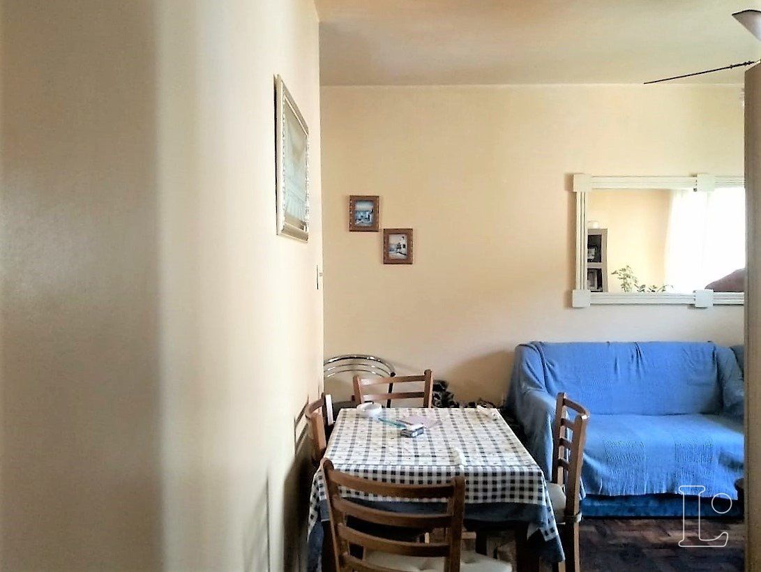 Apartamento à venda com 2 quartos, 61m² - Foto 2