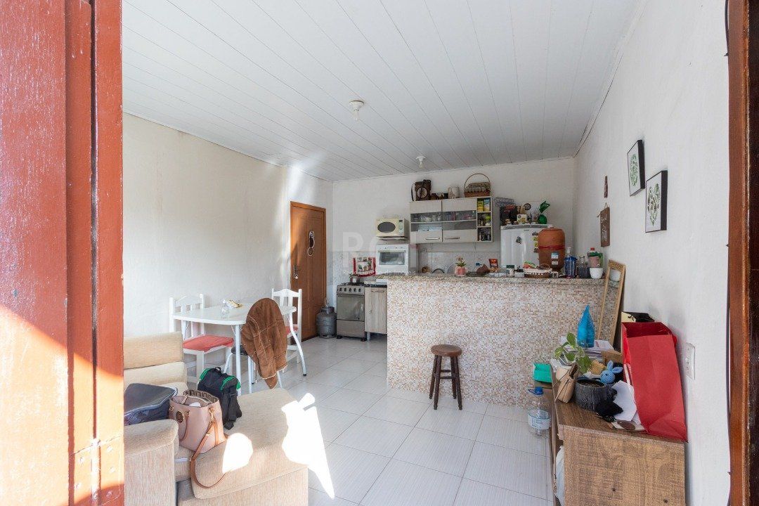 Casa, 6 quartos, 240 m² - Foto 3