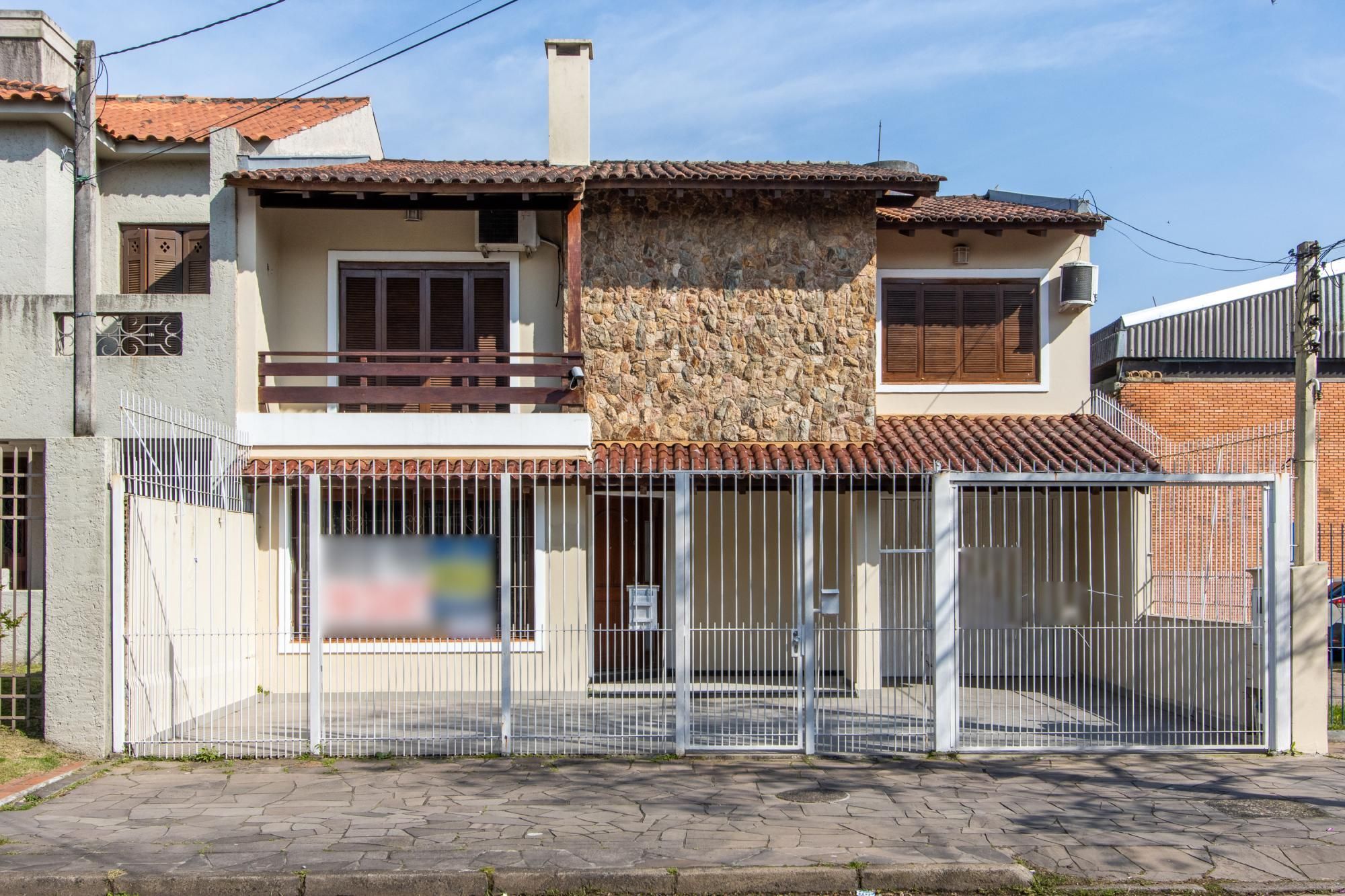 Casa com 356m², 5 dormitórios no bairro Ipanema em Porto Alegre para Comprar