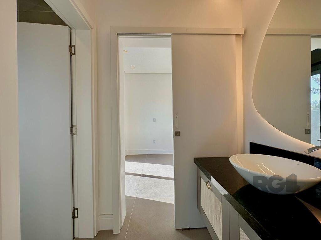 Casa, 4 quartos, 270 m² - Foto 29