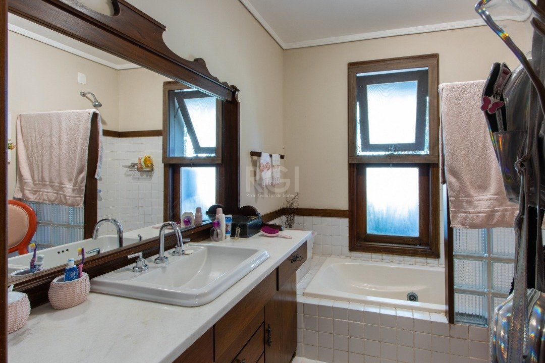 Casa de Condomínio à venda com 8 quartos, 1350m² - Foto 65
