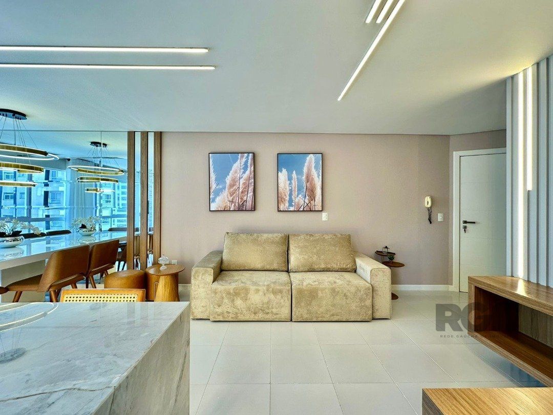Apartamento à venda com 3 quartos, 126m² - Foto 2