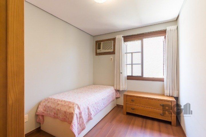 Casa de Condomínio à venda com 3 quartos, 219m² - Foto 24