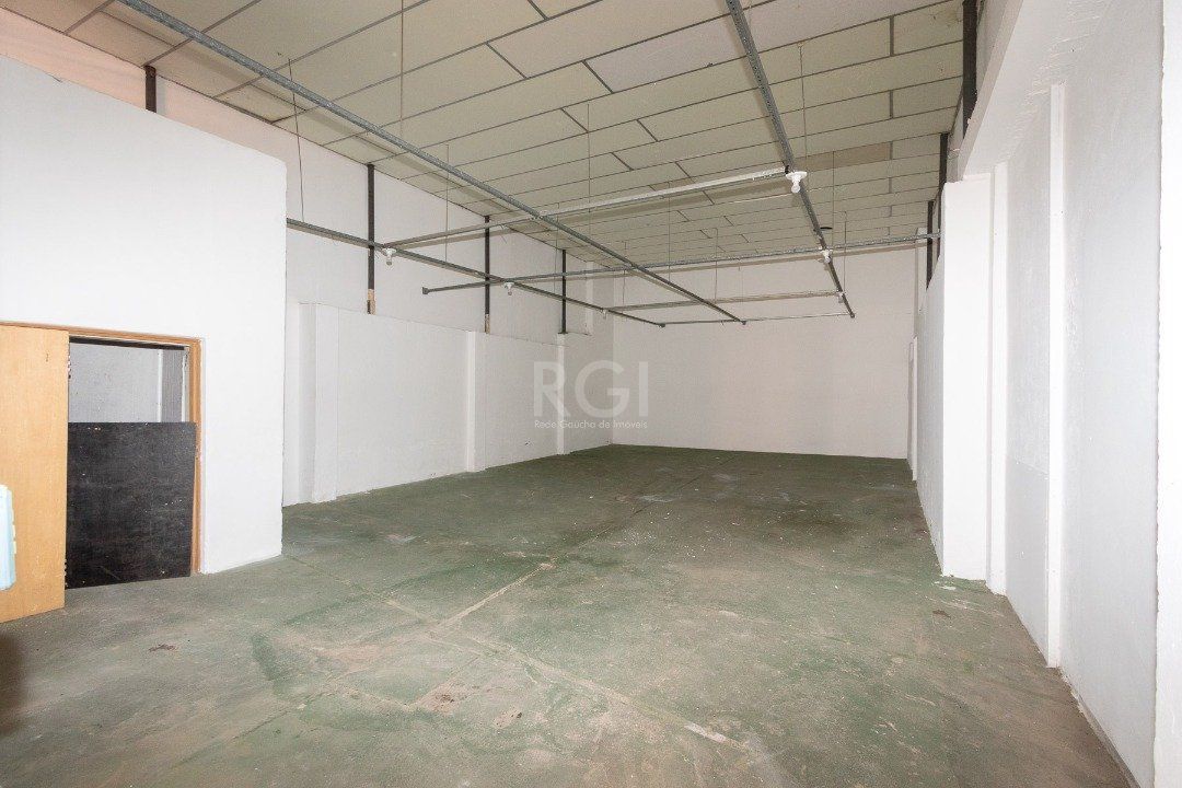 Casa à venda com 3 quartos, 232m² - Foto 19