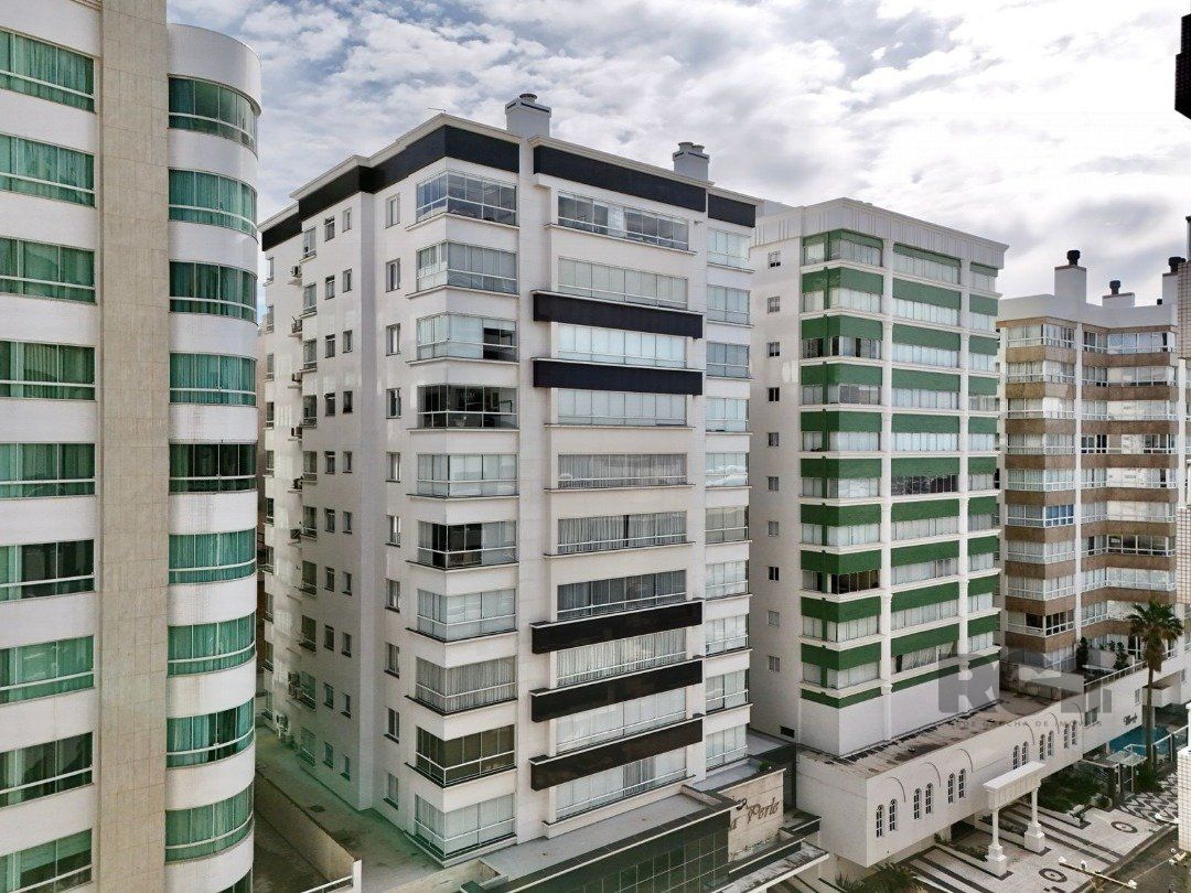 Apartamento à venda com 3 quartos, 76m² - Foto 29