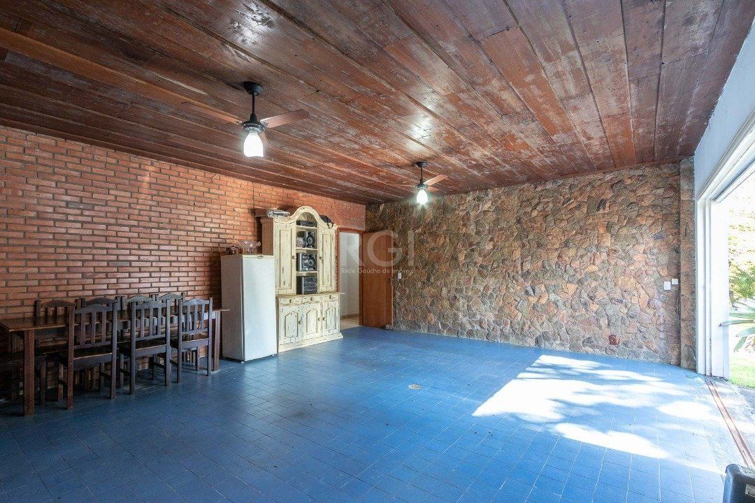Casa à venda com 3 quartos, 250m² - Foto 35