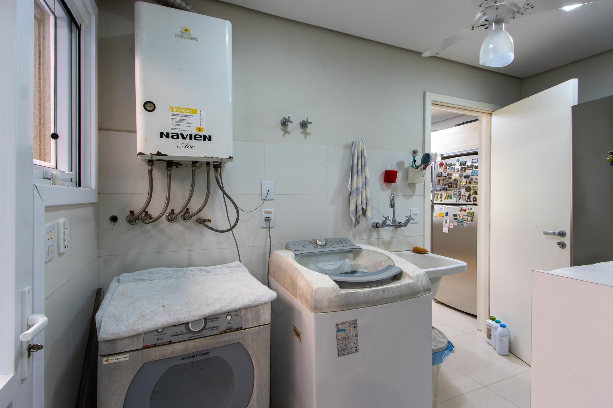 Casa de Condomínio à venda com 3 quartos, 294m² - Foto 29