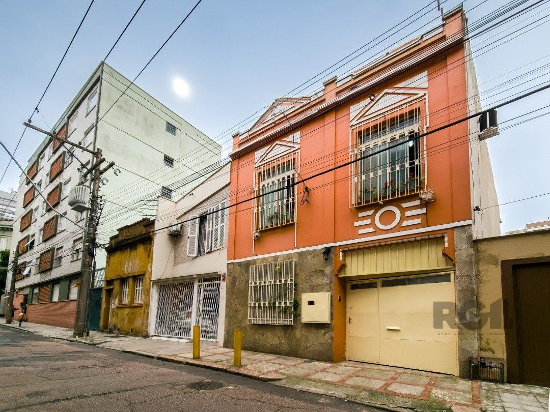 Casa à venda com 2 quartos, 257m² - Foto 1