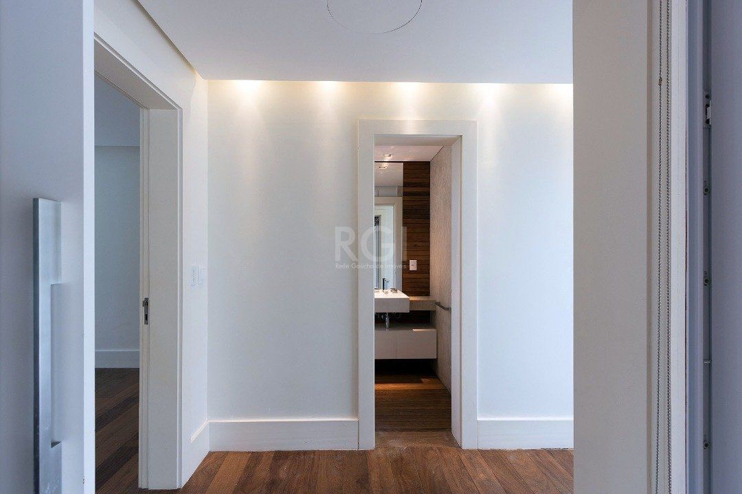Casa de Condomínio à venda com 4 quartos, 664m² - Foto 25
