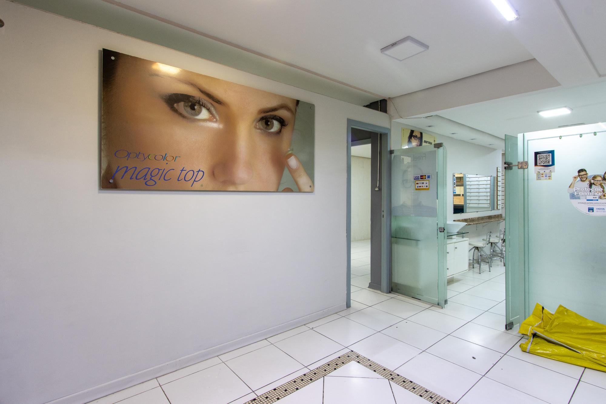 SALA NO CENTRO DE PORTO ALEGRE — foto 2