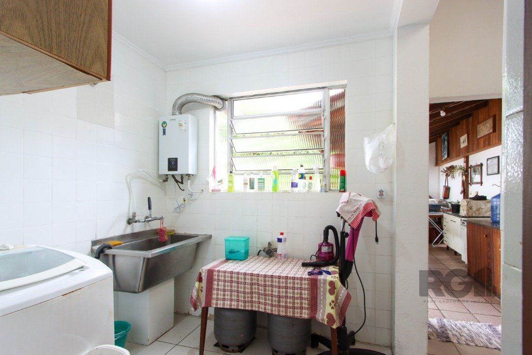 Casa à venda com 4 quartos, 200m² - Foto 32