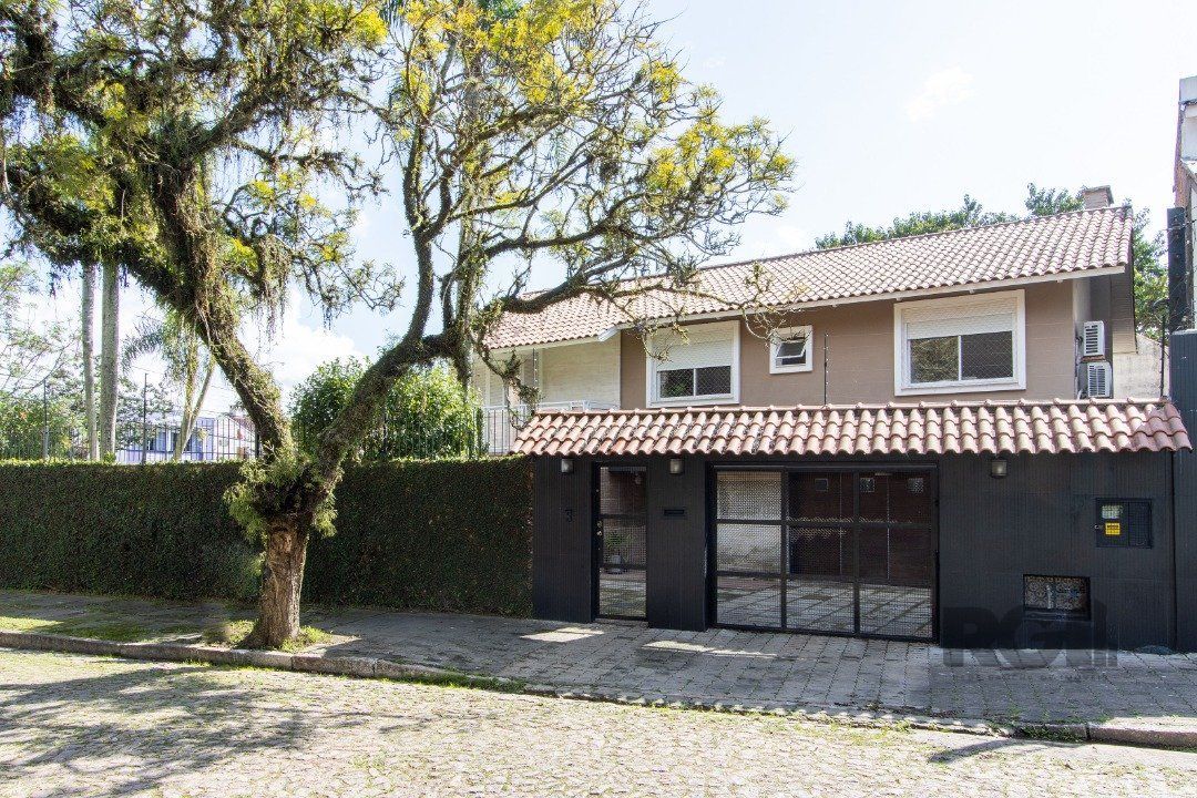 Casa à venda com 4 quartos, 280m² - Foto 4
