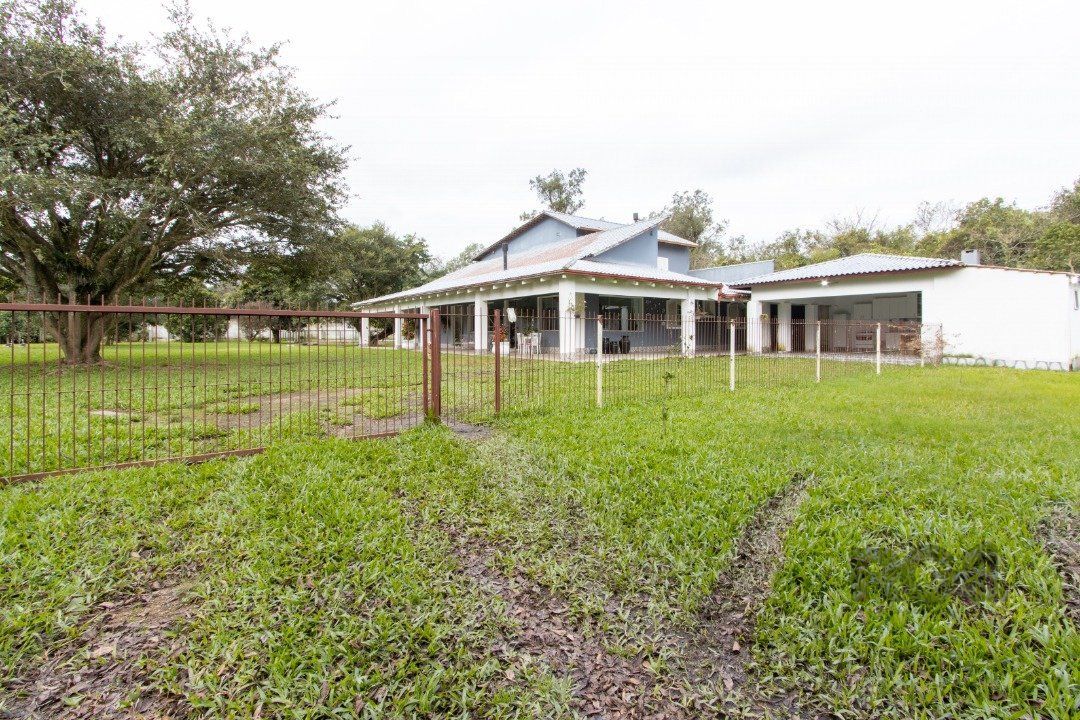 Sítio à venda com 3 quartos, 350m² - Foto 9