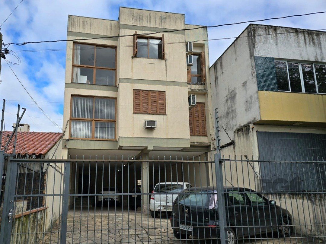Apartamento à venda com 3 quartos, 86m² - Foto 2