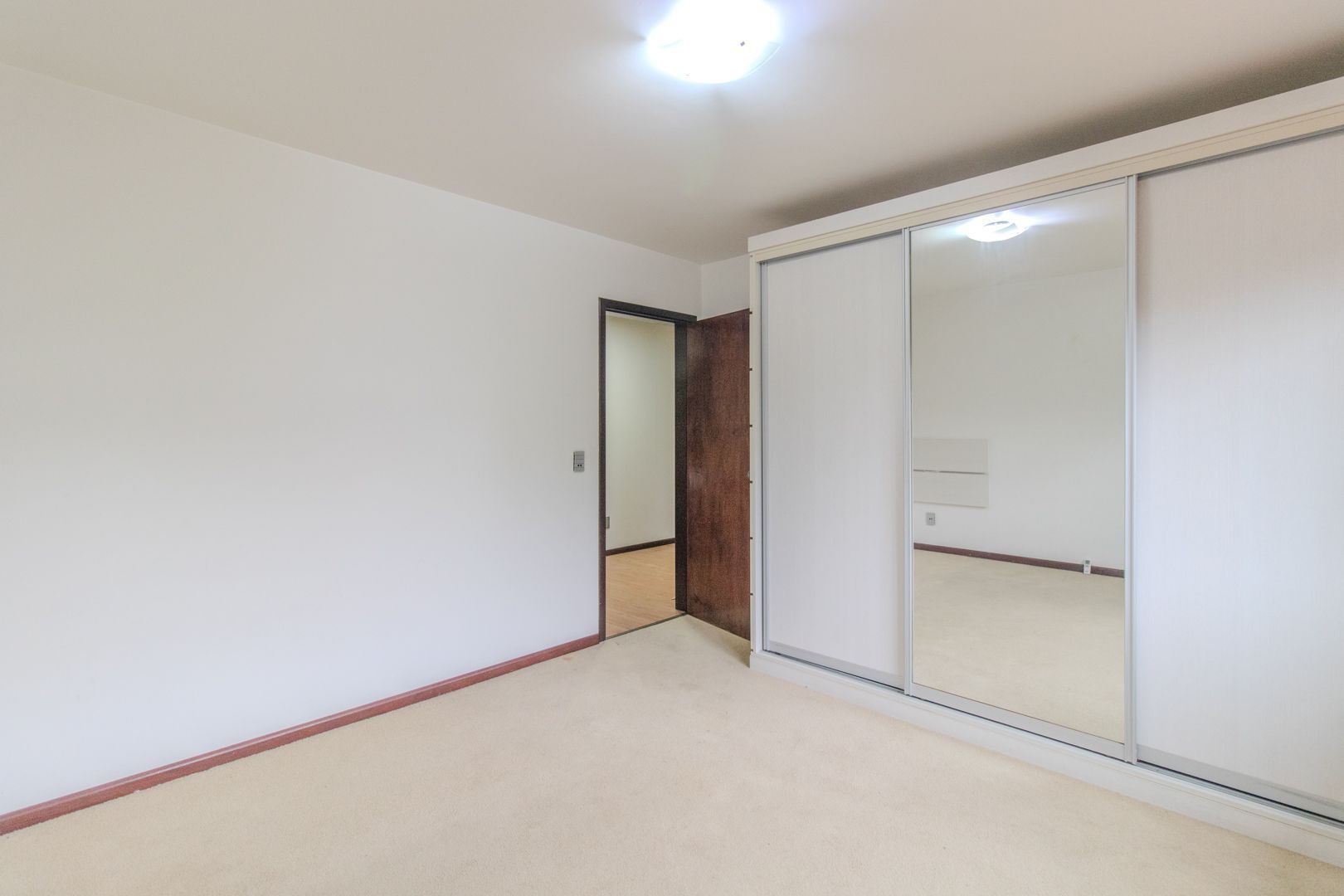 Casa à venda com 3 quartos, 291m² - Foto 13