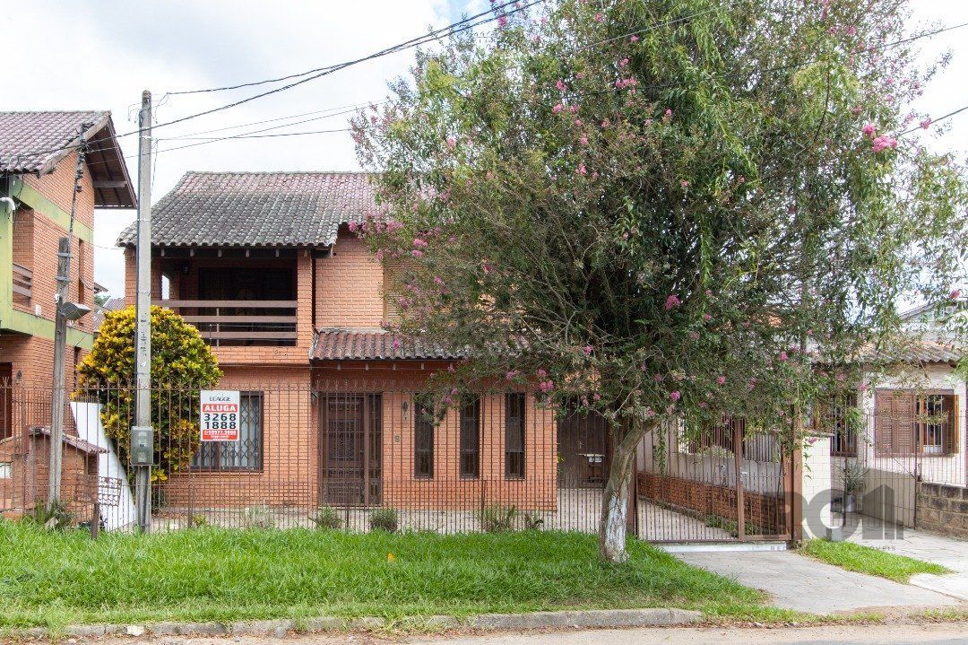 Casa, 3 quartos, 205 m² - Foto 1