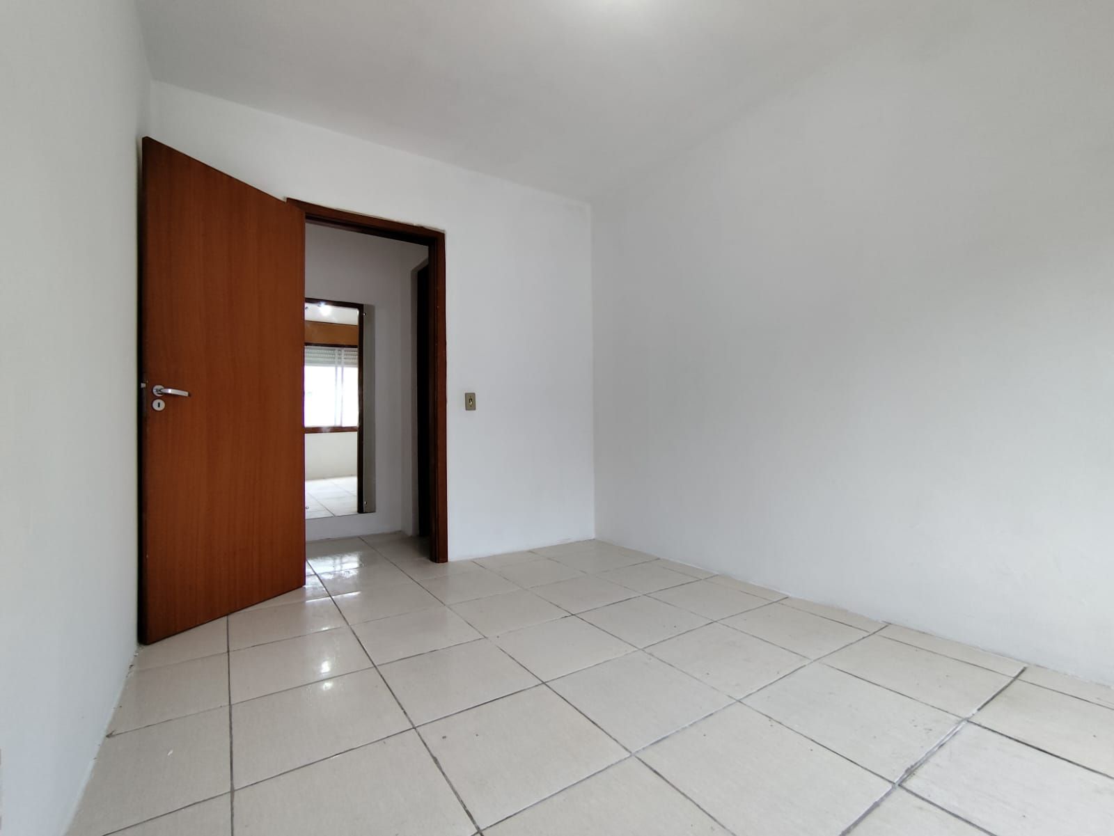 Apartamento, 1 dormitório no bairro Tristeza em Porto Alegre para Comprar