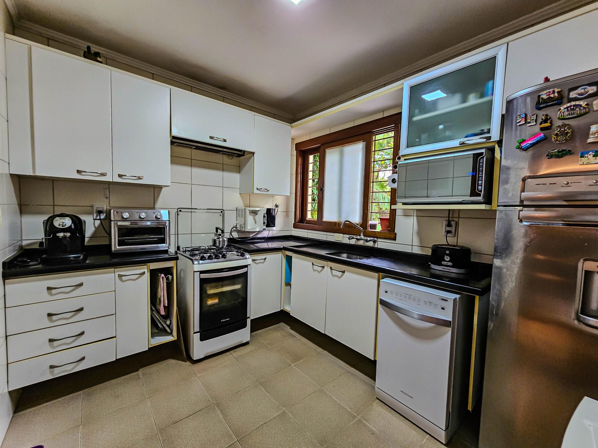 Casa de Condomínio à venda com 5 quartos, 160m² - Foto 6
