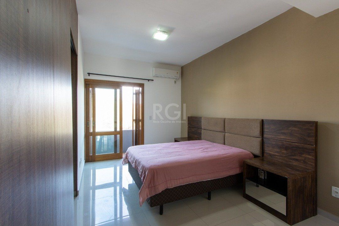 Casa à venda com 3 quartos, 204m² - Foto 27