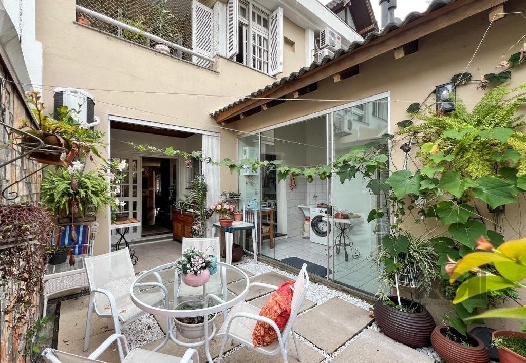 Casa de Condomínio à venda com 3 quartos, 224m² - Foto 14