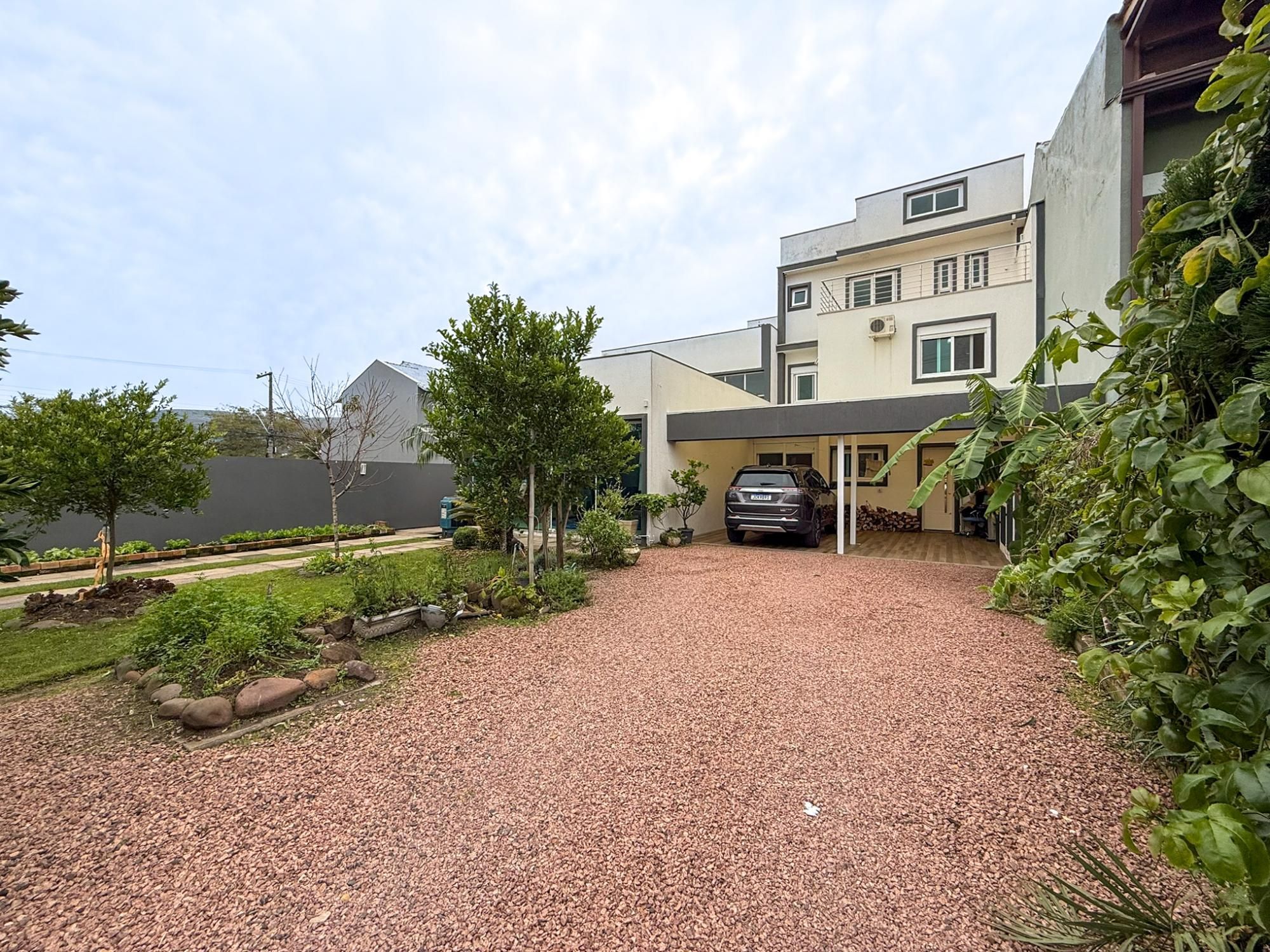 Casa à venda com 4 quartos, 320m² - Foto 7
