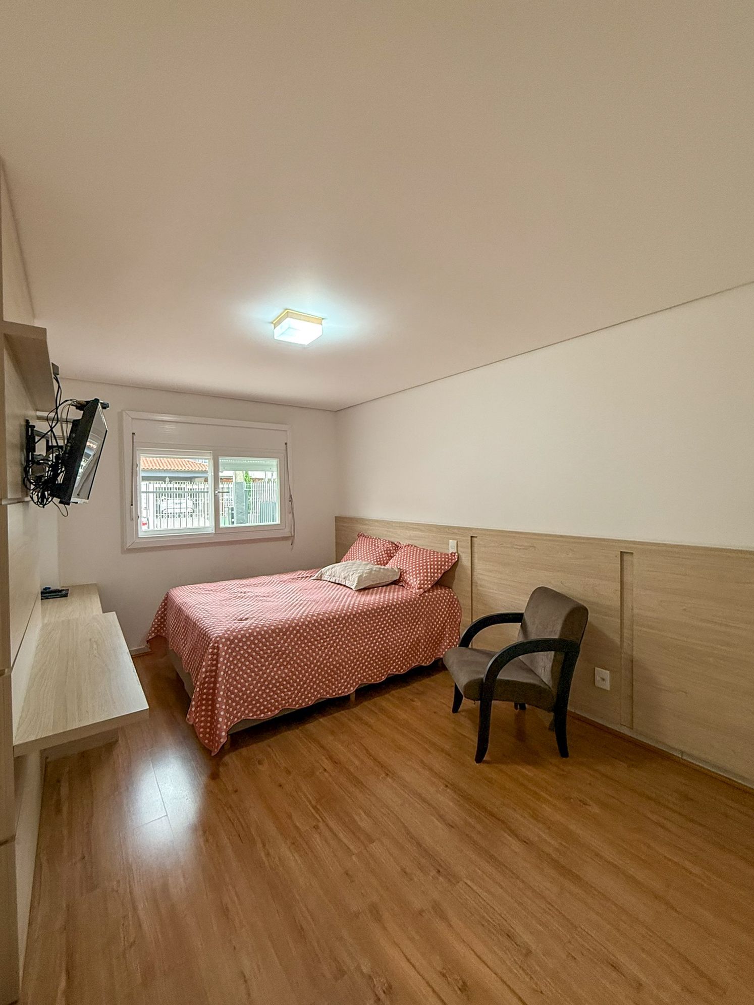 Casa à venda com 4 quartos, 320m² - Foto 16