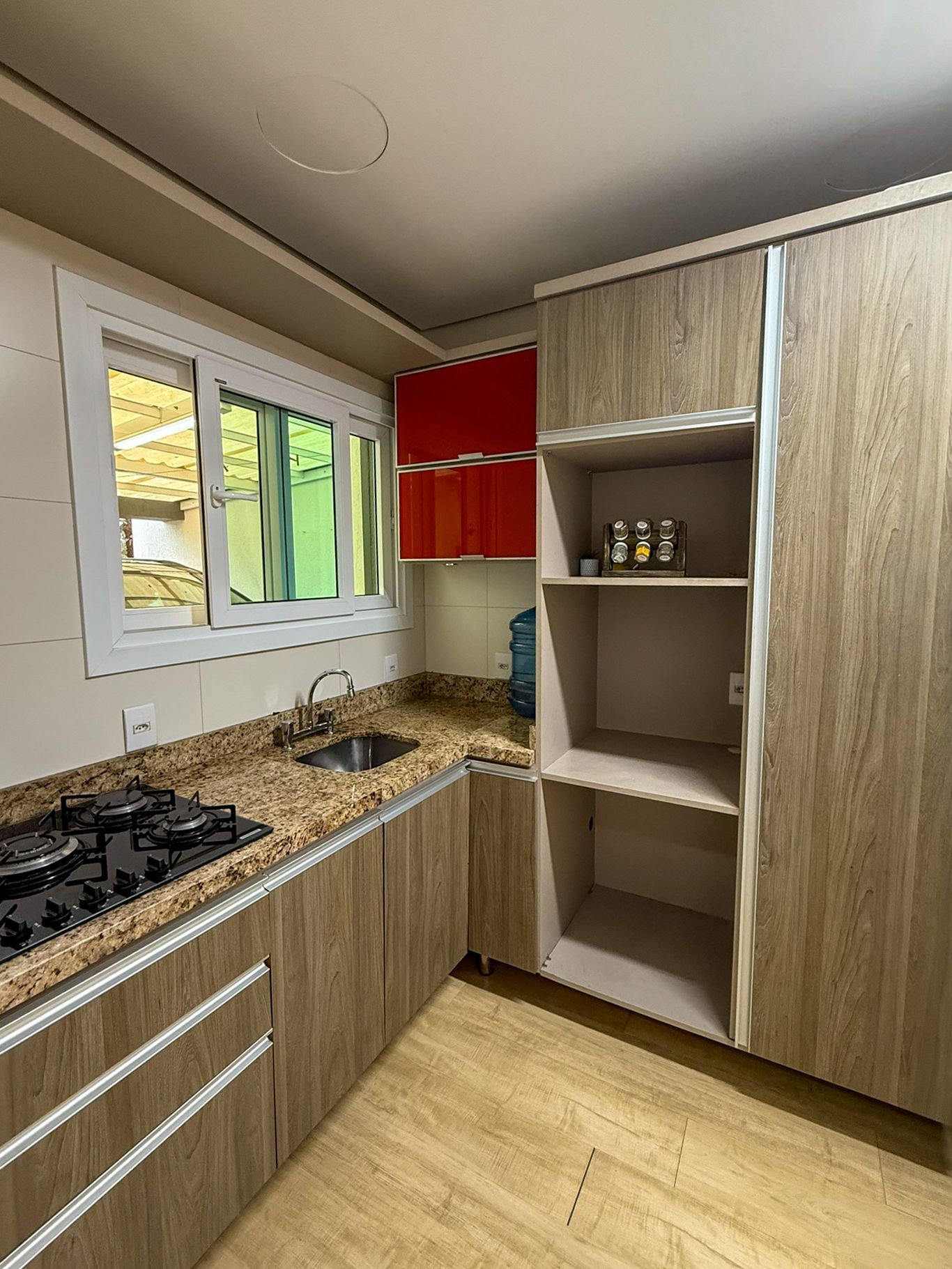Casa à venda com 4 quartos, 320m² - Foto 22