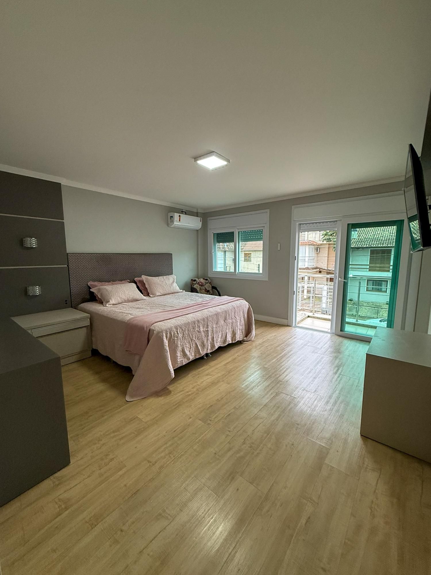 Casa à venda com 4 quartos, 320m² - Foto 25