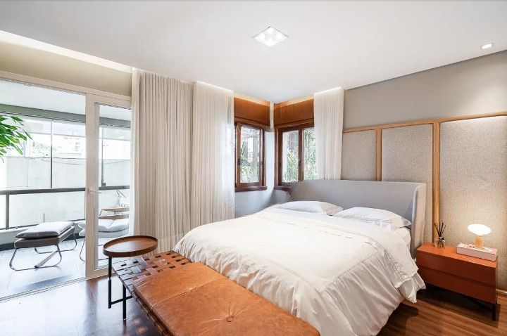 Apartamento à venda com 3 quartos, 208m² - Foto 10