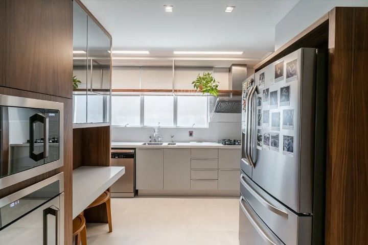 Apartamento à venda com 3 quartos, 208m² - Foto 6
