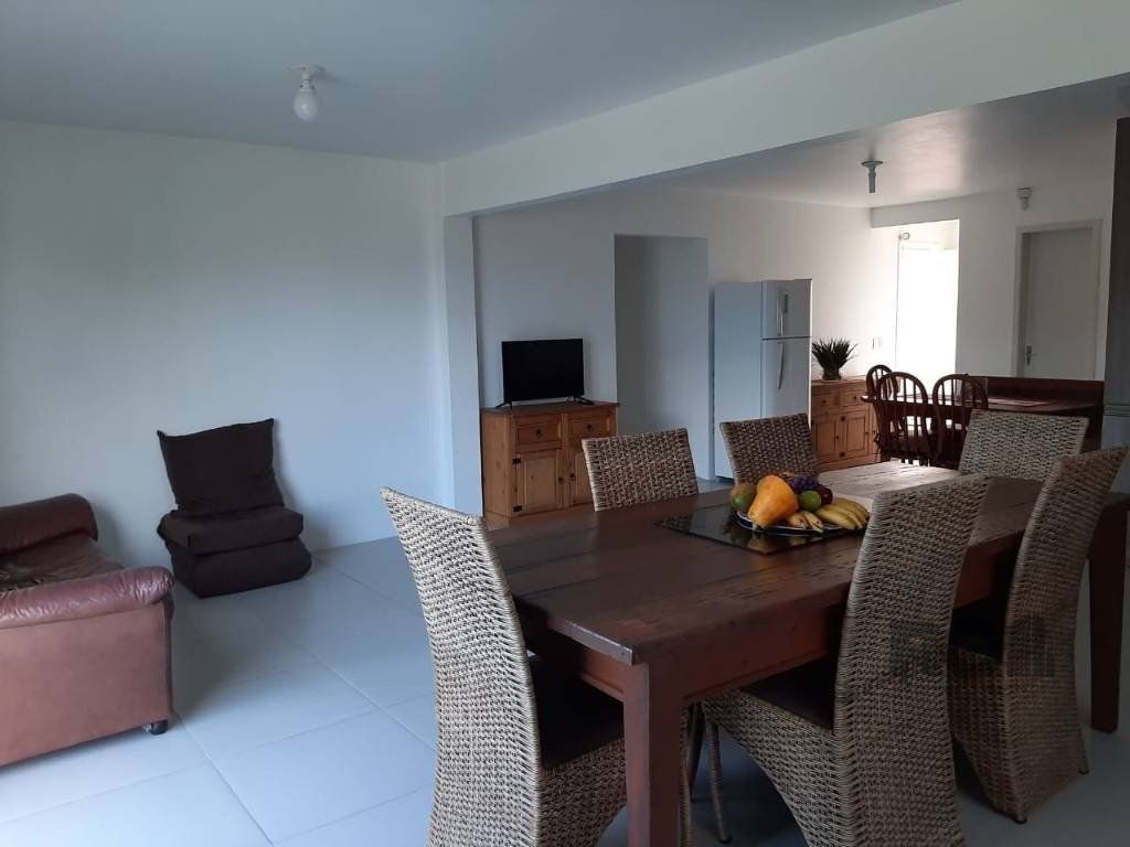 Casa, 5 quartos, 195 m² - Foto 4
