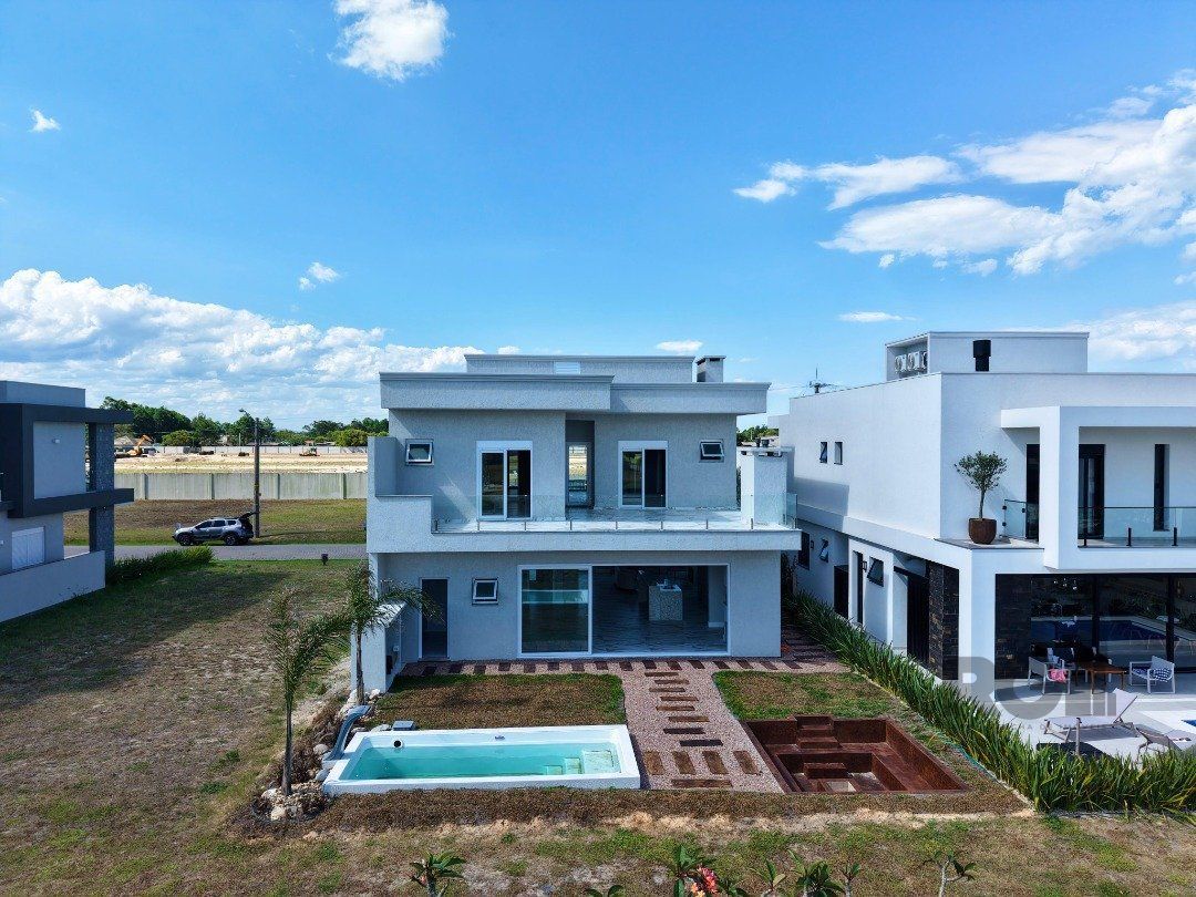 Casa de Condomínio à venda com 4 quartos, 330m² - Foto 6