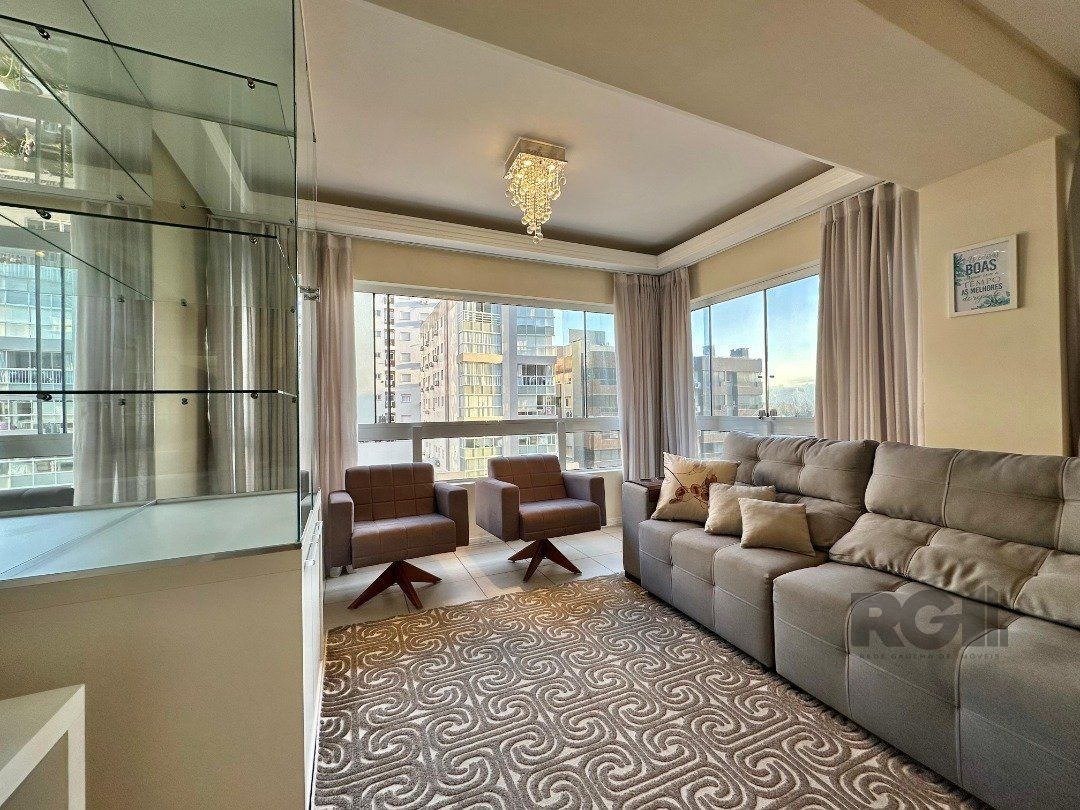 Apartamento à venda com 2 quartos, 106m² - Foto 1