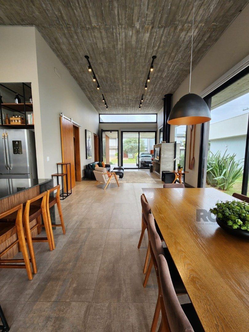 Casa de Condomínio à venda com 4 quartos, 224m² - Foto 15
