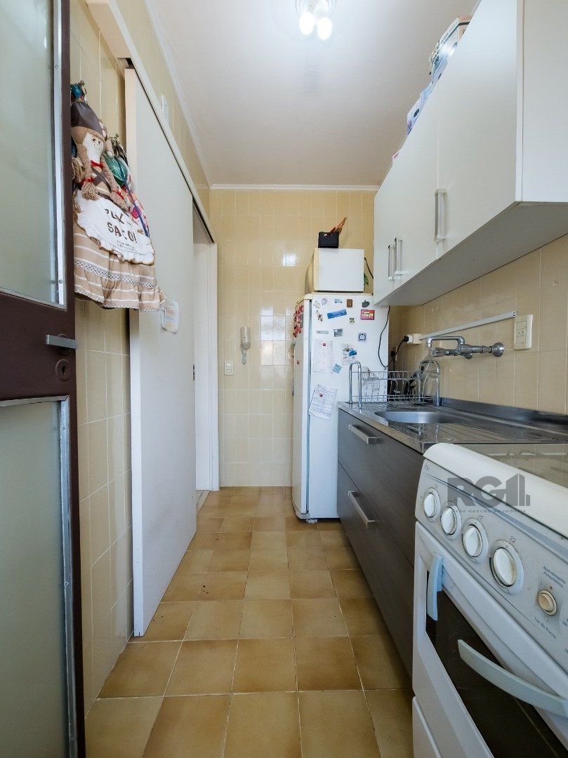 Apartamento à venda com 1 quarto, 42m² - Foto 15