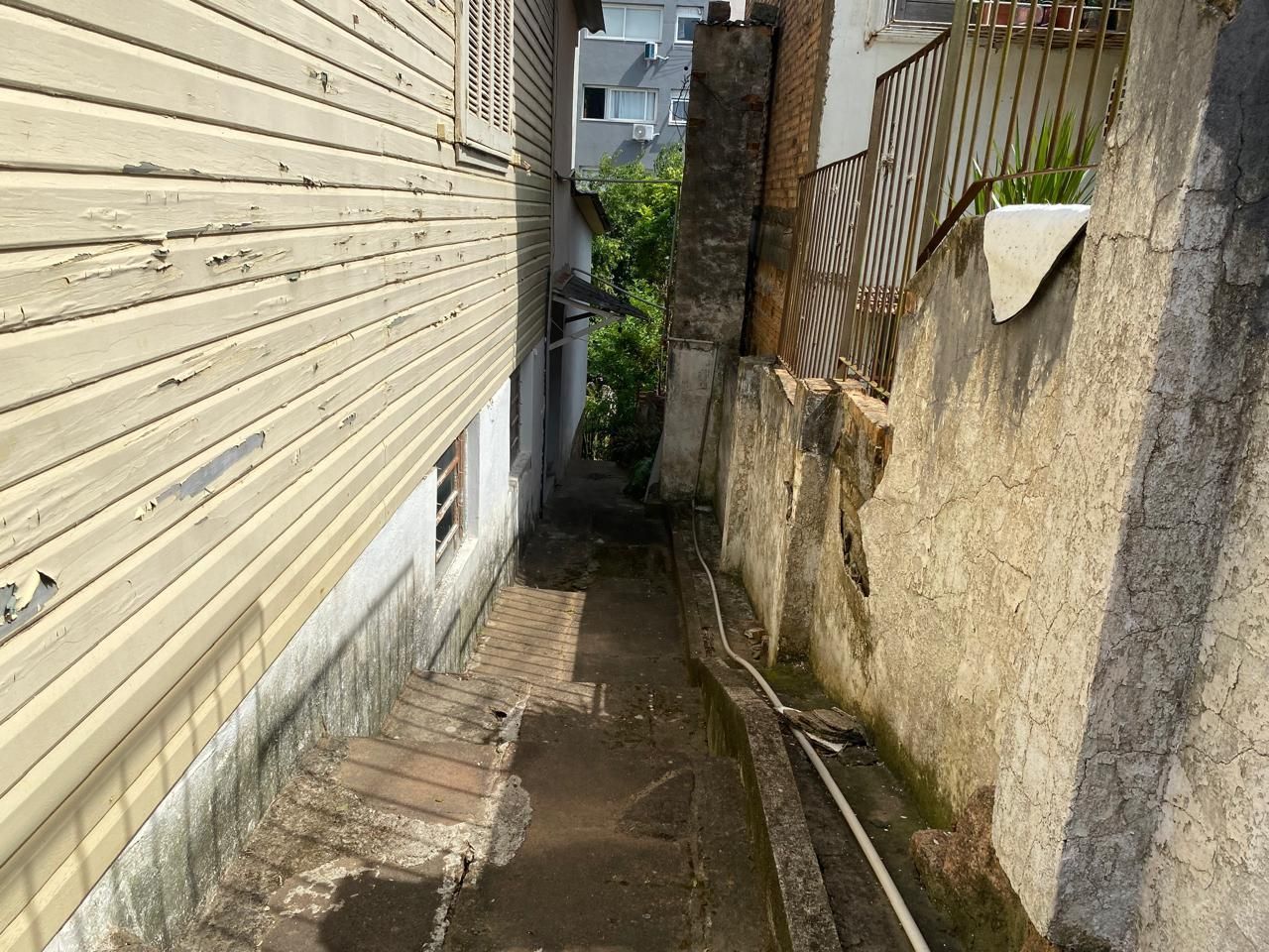 LATERAL DIREITA