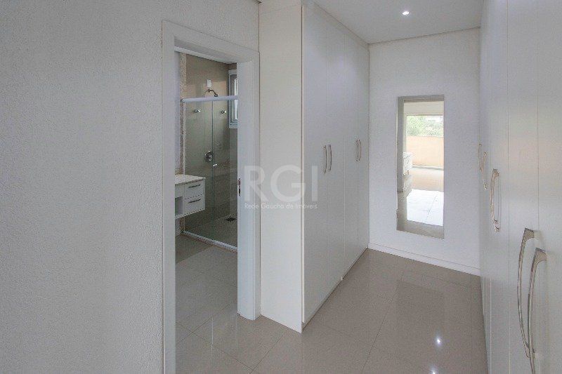 Casa de Condomínio à venda com 4 quartos, 320m² - Foto 33