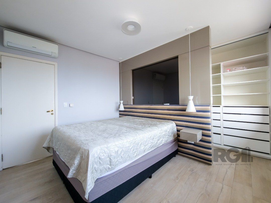 Casa de Condomínio à venda com 3 quartos, 239m² - Foto 24