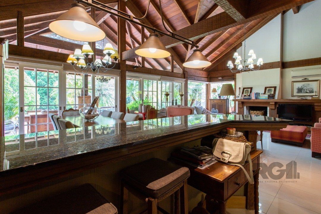 Casa de Condomínio à venda com 3 quartos, 330m² - Foto 13