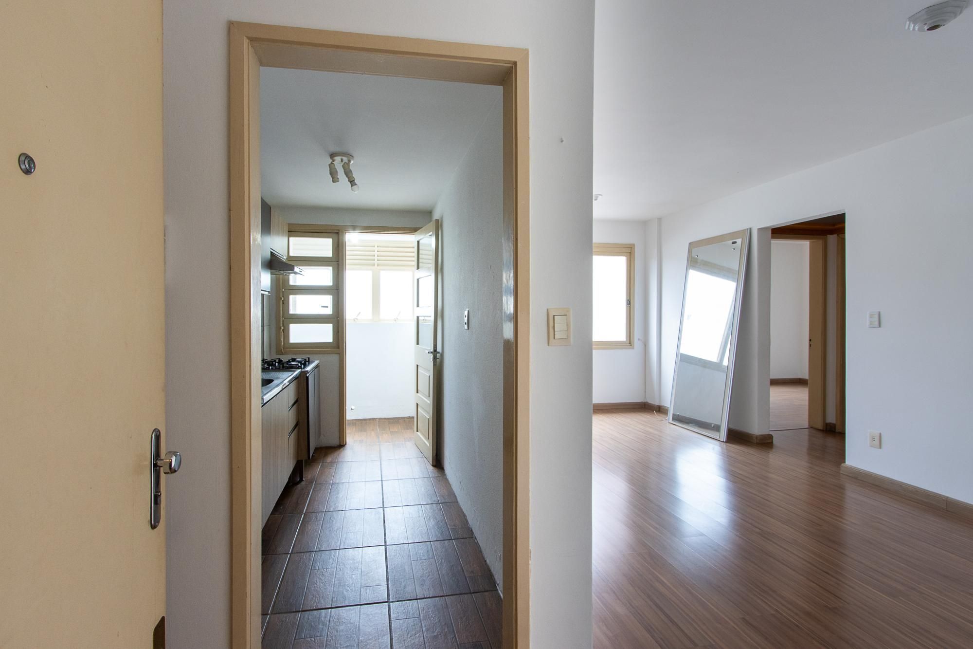 Apartamento com 62m², 2 dormitórios no bairro Cristal em Porto Alegre para Comprar