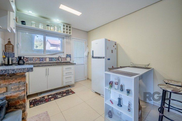 Casa à venda com 3 quartos, 198m² - Foto 20