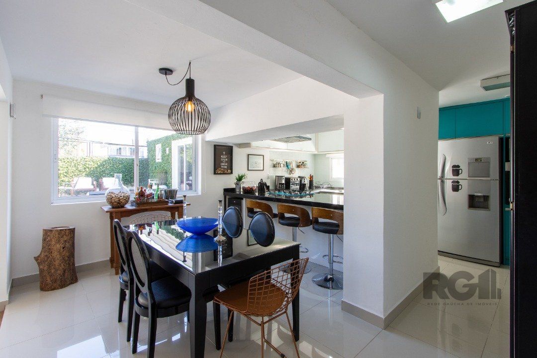Casa à venda com 4 quartos, 280m² - Foto 14
