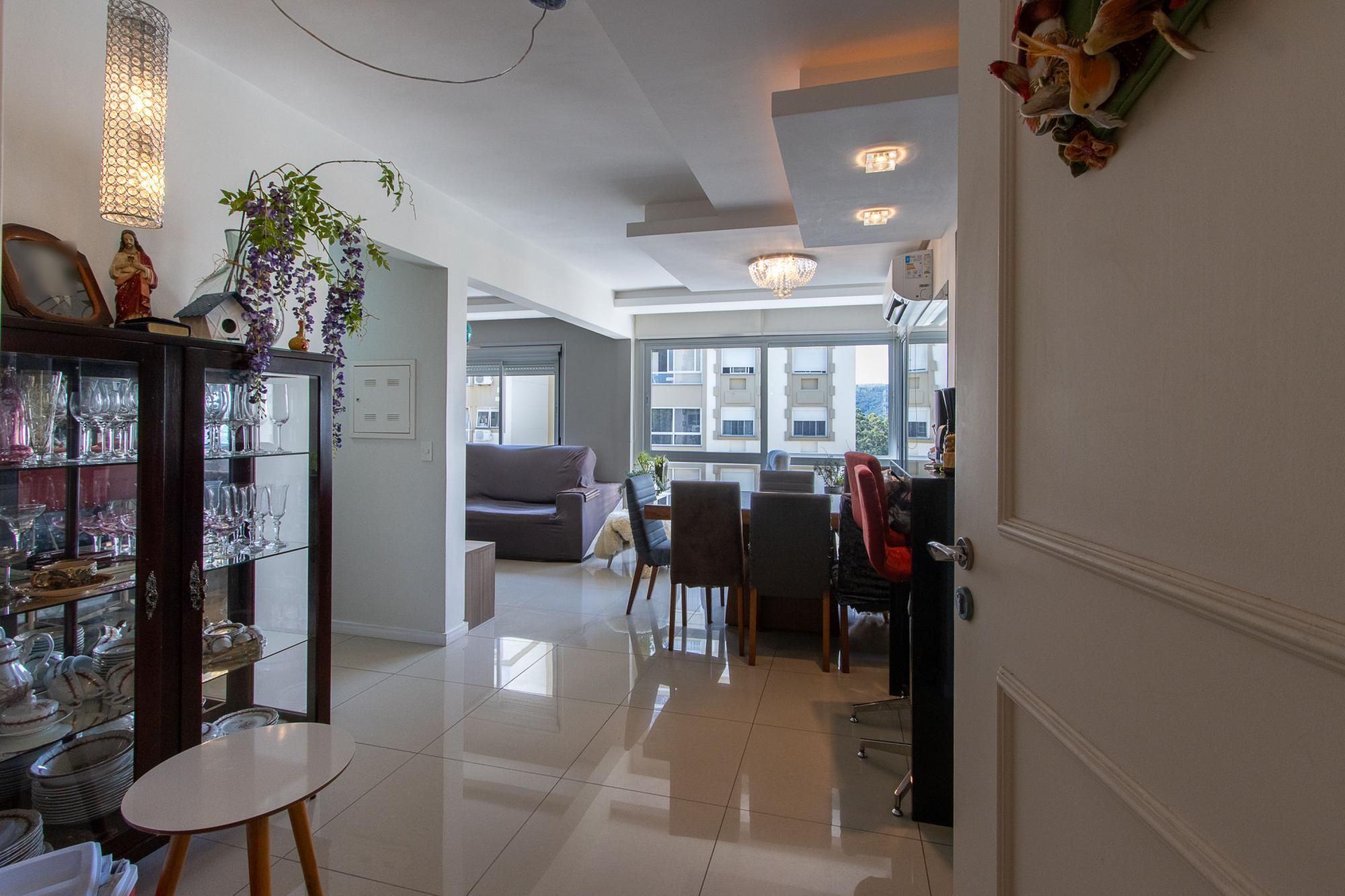 Apartamento de 3 dormitórios, 1 suíte,1 vaga , infraestrutura de clube