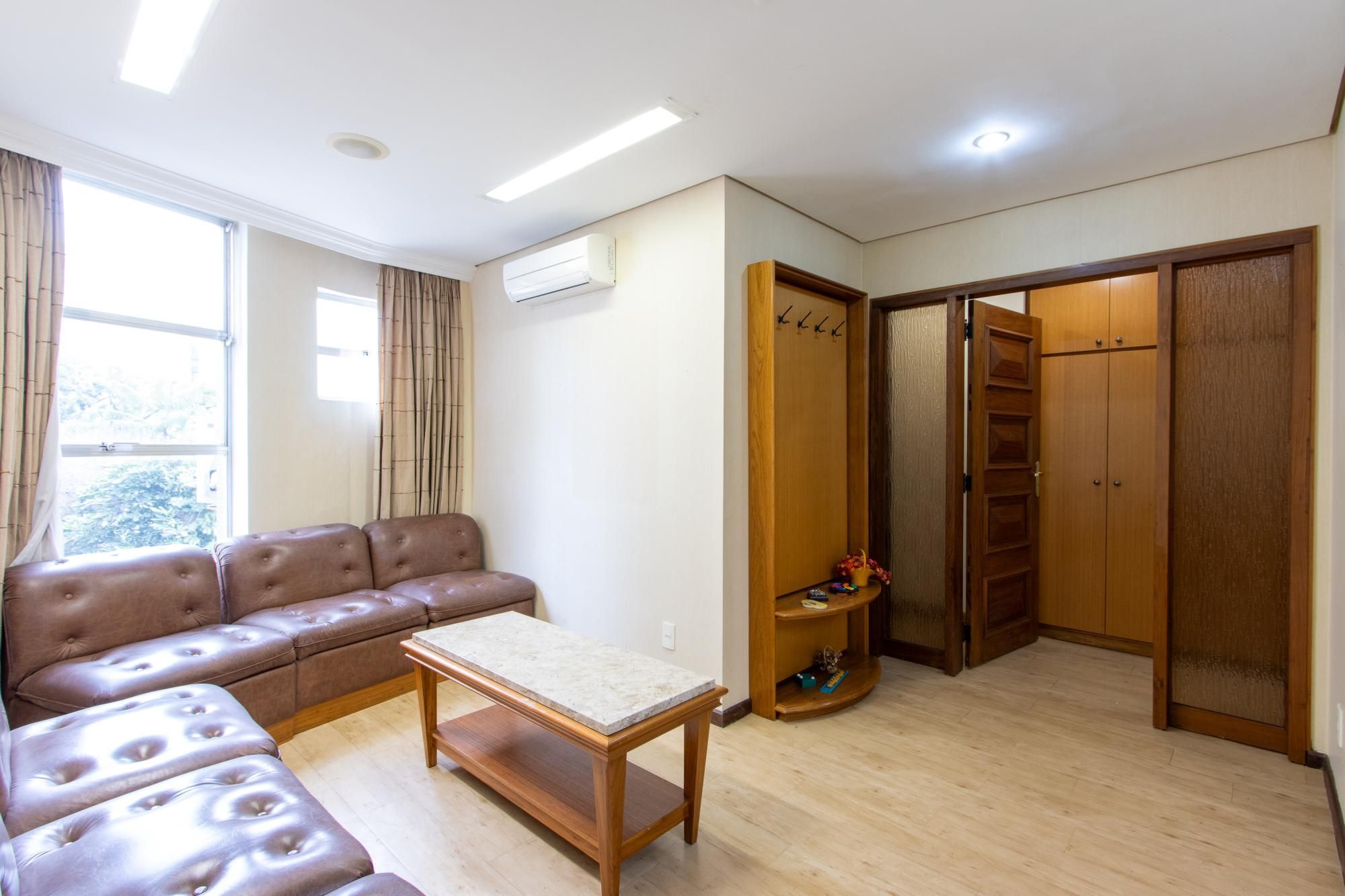 Conjunto comercial na Moinhos de Vento.