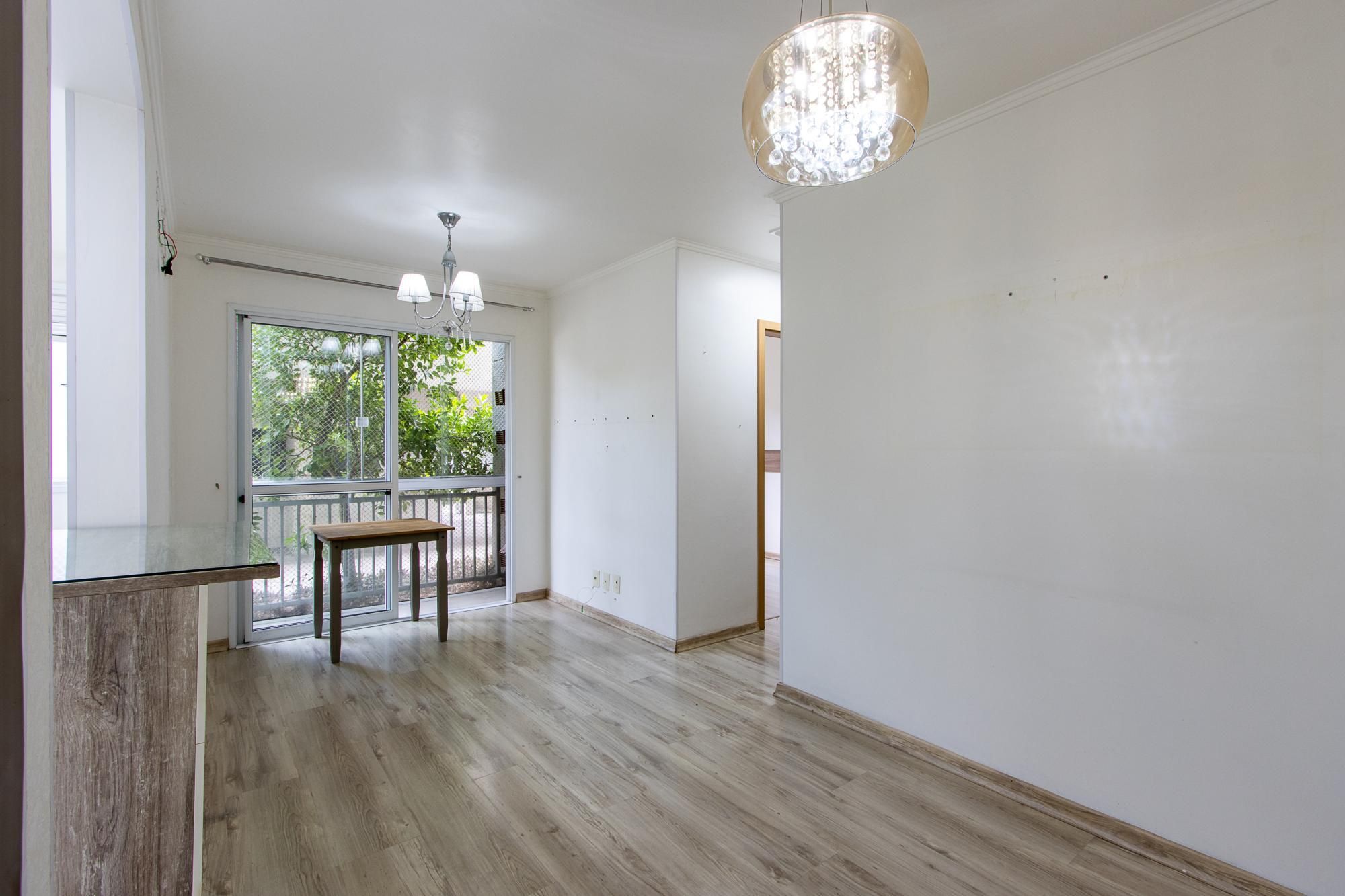 Apartamento com dois quartos e dois banheiros Zona Sul