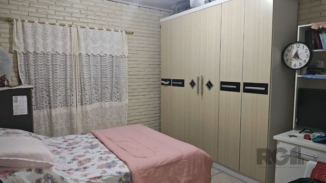 Casa à venda com 6 quartos, 320m² - Foto 6