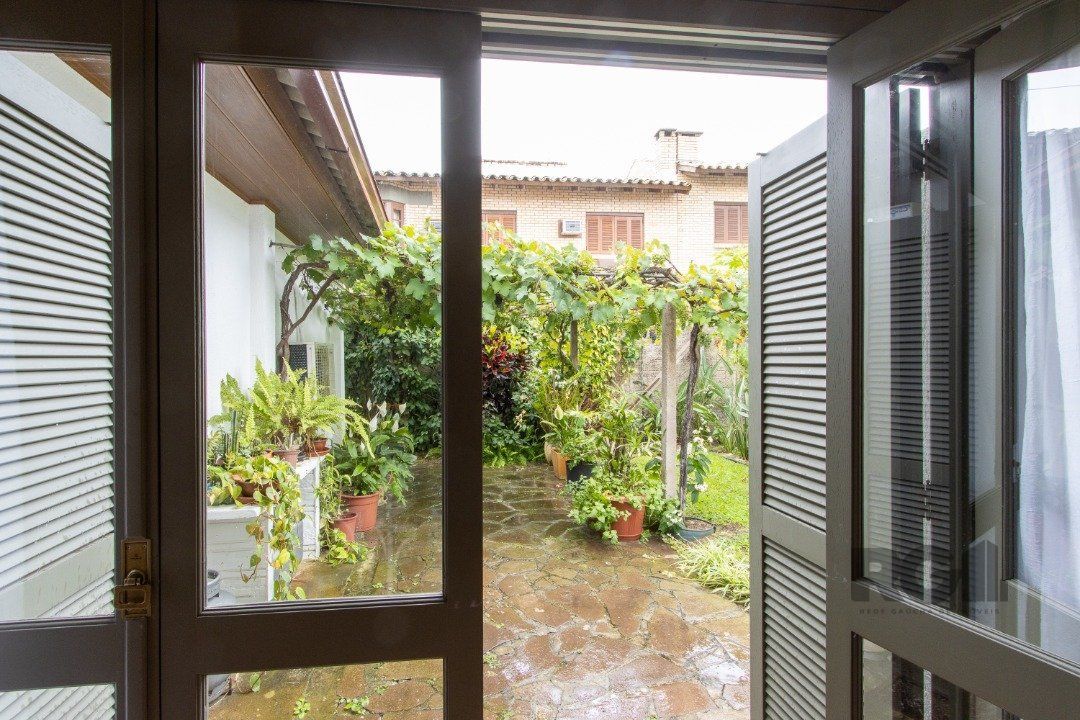 Casa, 5 quartos, 271 m² - Foto 11