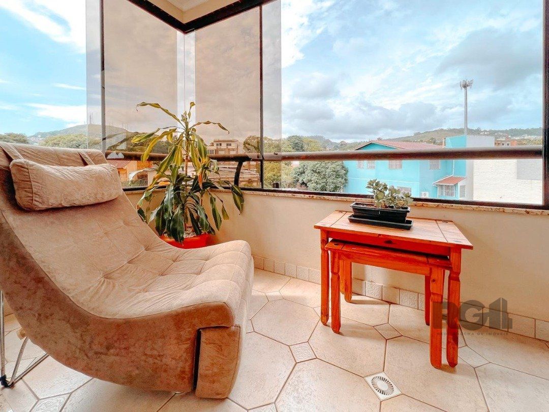 Apartamento, 3 quartos, 168 m² - Foto 1