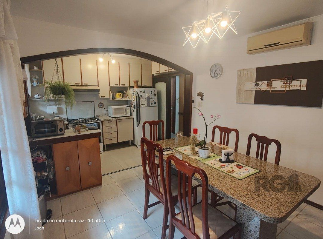 Casa à venda com 4 quartos, 244m² - Foto 12